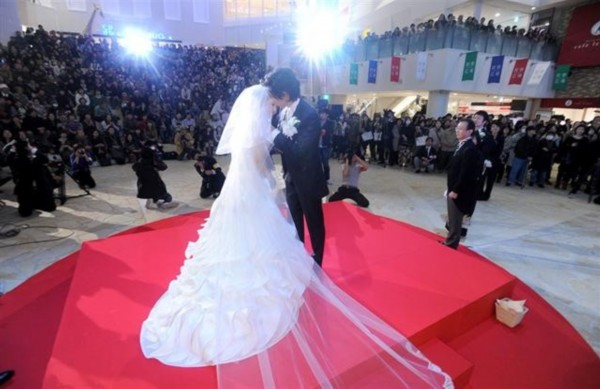 BJL平台集团_杰特21+7+9五人得分上双 天津主场38分狂胜青岛(图1) BJL平台集团